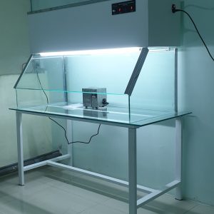 tủ cấy vi sinh, giói thổi đứng,2 người ngồi 1 bên